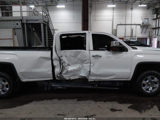 45279776 :رقم المزاد ، 1GT424E8XFF547476 vin ، 2015 Gmc Sierra 3500hd Denali مزاد بيع