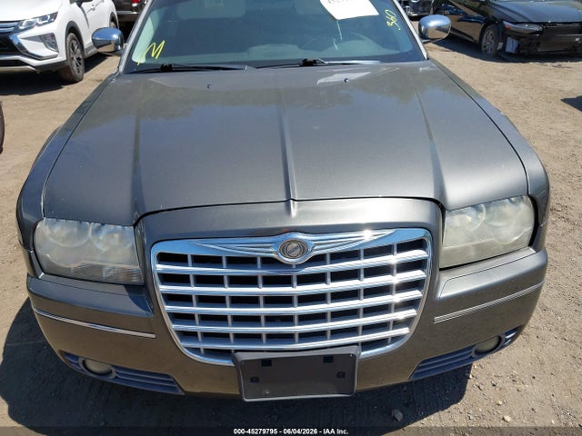 45279795 :رقم المزاد ، 2C3CA4CD0AH216321 vin ، 2010 Chrysler 300 Touring مزاد بيع