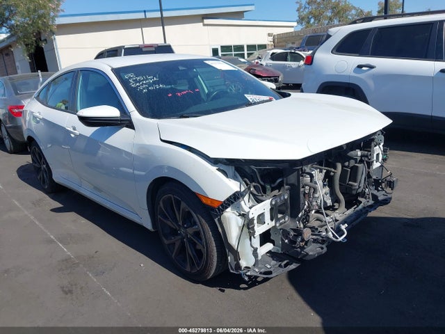 2020 19XFC2F84LE208615 main image