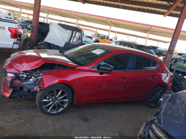 3MZBN1L32JM198601 Mazda Mazda3 Touring