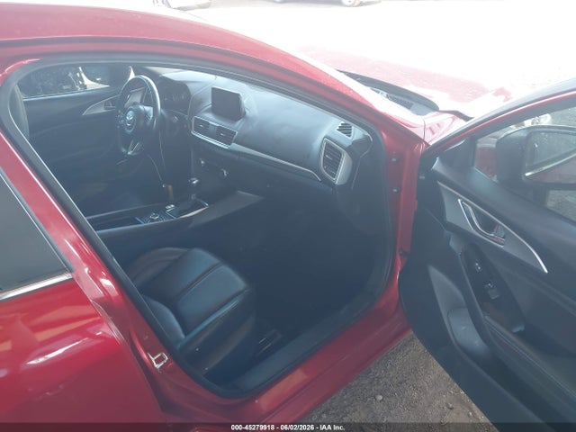 3MZBN1L32JM198601 Mazda Mazda3 Touring