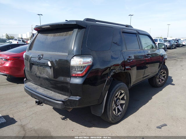 Toyota 4runner Trd Off Road Premium 2023 JTERU5JR9P6127581 Image 4