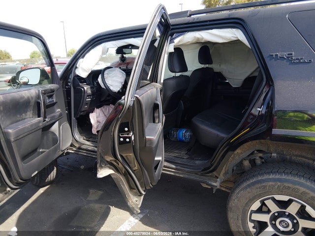 Toyota 4runner Trd Off Road Premium 2023 JTERU5JR9P6127581 Image 8