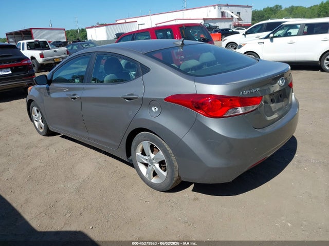 45279963 :رقم المزاد ، 5NPDH4AEXDH426623 vin ، 2013 Hyundai Elantra Gls مزاد بيع