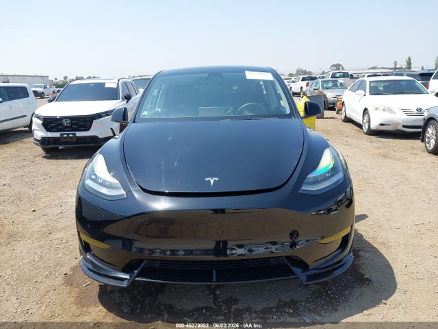 Продаж на аукціоні авто 2022 Tesla Model Y Long Range Dual Motor All-wheel Drive, vin: 7SAYGDEE0NF411985, номер лоту: 45279993