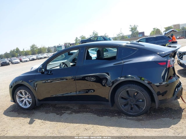 Продаж на аукціоні авто 2022 Tesla Model Y Long Range Dual Motor All-wheel Drive, vin: 7SAYGDEE0NF411985, номер лоту: 45279993