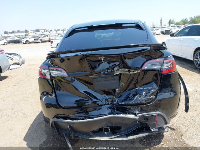 Продаж на аукціоні авто 2022 Tesla Model Y Long Range Dual Motor All-wheel Drive, vin: 7SAYGDEE0NF411985, номер лоту: 45279993
