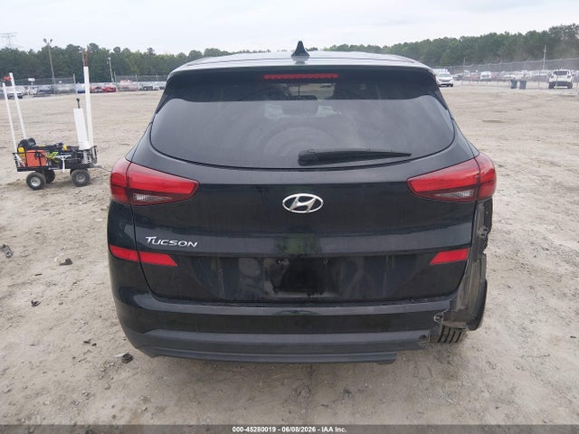 KM8J23A43KU002558 Hyundai TUCSON SE