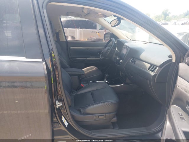 45280023 :رقم المزاد ، JA4AZ3A35LZ027077 vin ، 2020 Mitsubishi Outlander Sel 2.4 S-awc مزاد بيع