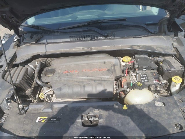 3C4NJCBB0JT165540 Jeep Compass Latitude Fwd