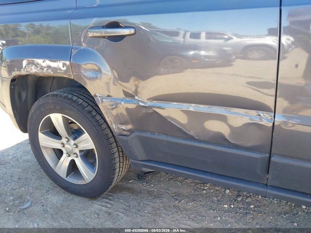 1C4NJRFBXHD155112 Jeep Patriot High Altitude 4x4