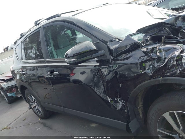 2T3WFREV2GW246104 Toyota Rav4 Xle