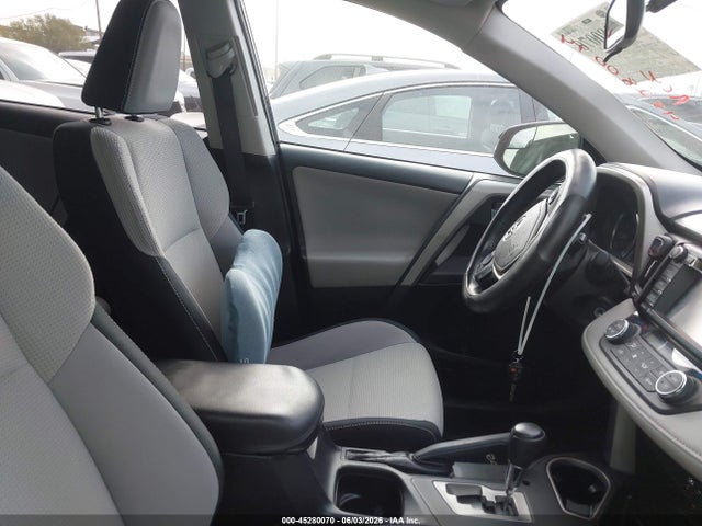 2T3WFREV2GW246104 Toyota Rav4 Xle