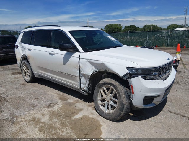 Jeep Grand Cherokee L Laredo 4x4 2023 1C4RJKAG4P8815180 main image