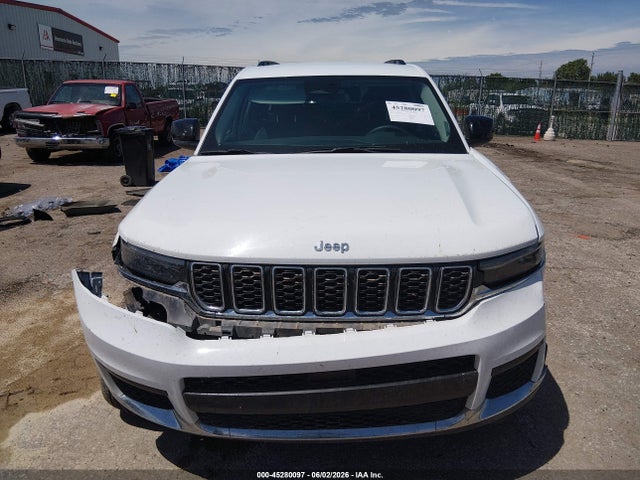 1C4RJKAG4P8815180 Jeep Grand Cherokee L Laredo 4x4