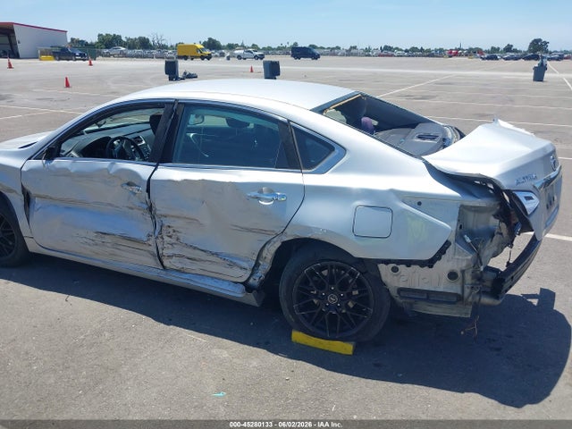 2016 Nissan Altima 2.5/2.5 S/2.5 Sl/2.5 Sr/2.5 Sv მანქანა იყიდება აუქციონზე, vin: 1N4AL3AP5GC229880, აუქციონის ნომერი: 45280133