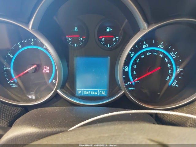 2015 Chevrolet Cruze 1lt Auto მანქანა იყიდება აუქციონზე, vin: 1G1PC5SBXF7192327, აუქციონის ნომერი: 45280193