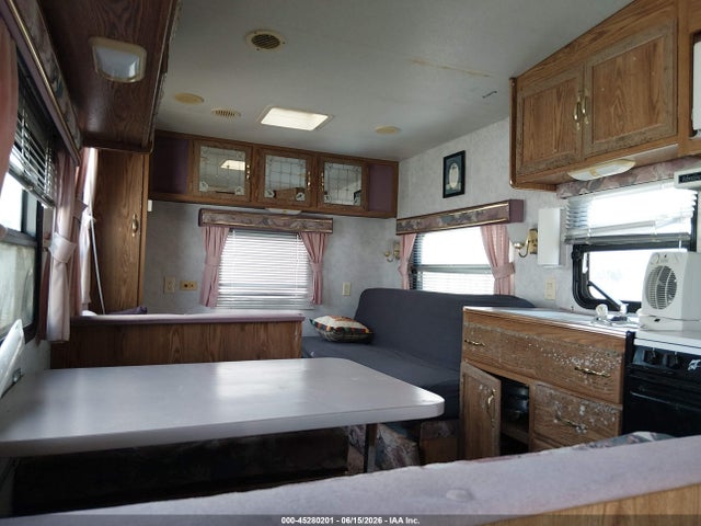 Продажа на аукционе авто 1995 Fleetwood Prowler 26-5h, vin: 1EC5H262752377865, номер лота: 45280201