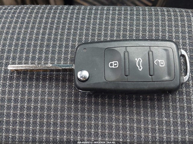 Aukcja sprzedaży 2011 Volkswagen Golf Tdi 4-door, vin: WVWNM7AJ2BW141114, numer aukcji: 45280212
