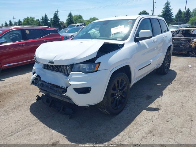 Продаж на аукціоні авто 2017 Jeep Grand Cherokee Altitude 4x4, vin: 1C4RJFAG8HC927079, номер лоту: 45280214