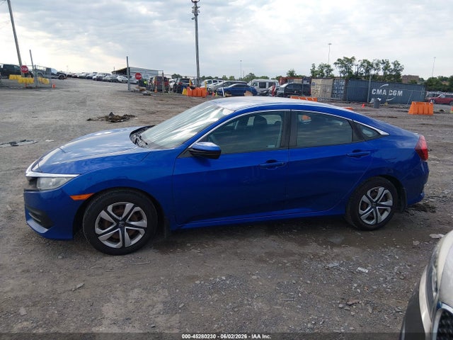 Продаж на аукціоні авто 2018 Honda Civic Lx, vin: 19XFC2F58JE035037, номер лоту: 45280230