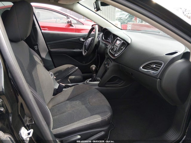 45280236 :رقم المزاد ، 1C3CDFBB4FD310421 vin ، 2015 Dodge Dart Sxt مزاد بيع