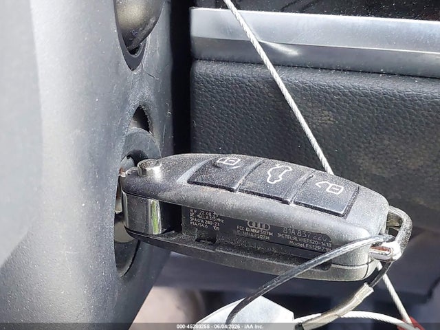 2025 Audi Q3 Premium 45 Tfsi S Line Quattro Tiptronic მანქანა იყიდება აუქციონზე, vin: WA1DECF34S1060327, აუქციონის ნომერი: 45280258