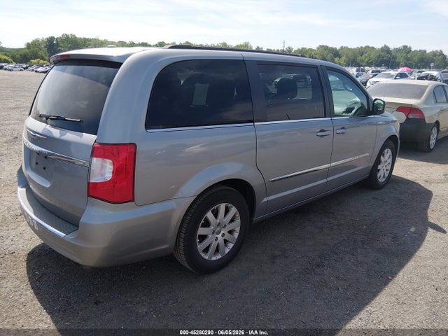 2016 Chrysler Town & Country Touring მანქანა იყიდება აუქციონზე, vin: 2C4RC1BG4GR298079, აუქციონის ნომერი: 45280290