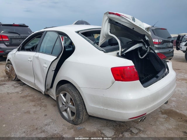2011 Volkswagen Jetta 2.0l Tdi მანქანა იყიდება აუქციონზე, vin: 3VWLL7AJ6BM098842, აუქციონის ნომერი: 45280291
