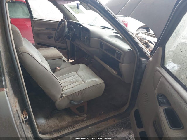 1995 Dodge Ram 1500 მანქანა იყიდება აუქციონზე, vin: 1B7HC16Z4SS258499, აუქციონის ნომერი: 45280312