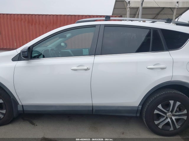 Aukcja sprzedaży 2018 Toyota Rav4 Le, vin: 2T3ZFREV3JW438989, numer aukcji: 45280323