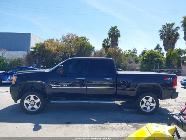 45280376 :رقم المزاد ، 1GT125E81DF227338 vin ، 2013 Gmc Sierra 2500hd Denali مزاد بيع