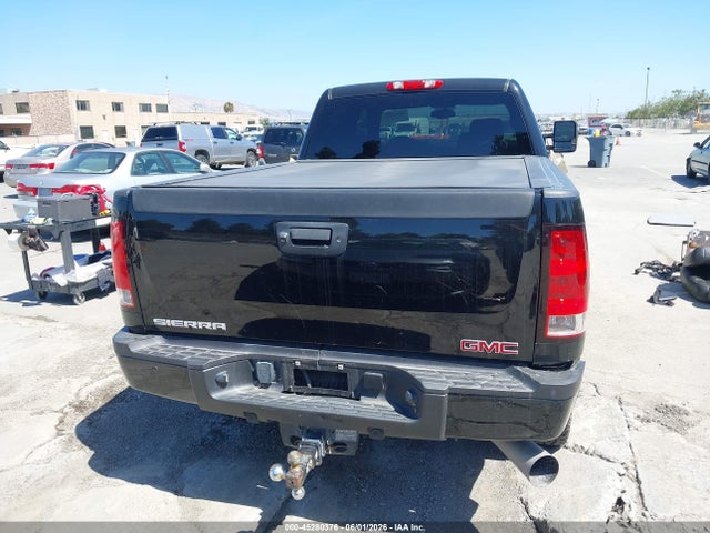 45280376 :رقم المزاد ، 1GT125E81DF227338 vin ، 2013 Gmc Sierra 2500hd Denali مزاد بيع