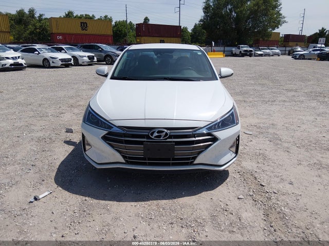 Продажа на аукционе авто 2020 Hyundai Elantra Se, vin: 5NPD74LFXLH611245, номер лота: 45280379