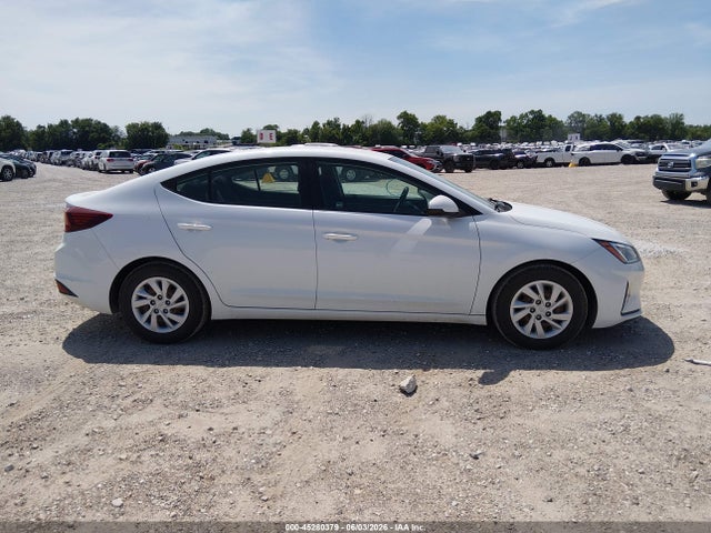 Продажа на аукционе авто 2020 Hyundai Elantra Se, vin: 5NPD74LFXLH611245, номер лота: 45280379