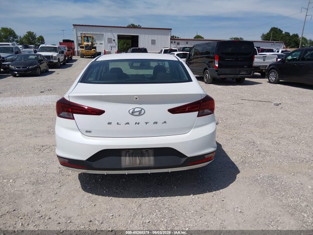 Продажа на аукционе авто 2020 Hyundai Elantra Se, vin: 5NPD74LFXLH611245, номер лота: 45280379