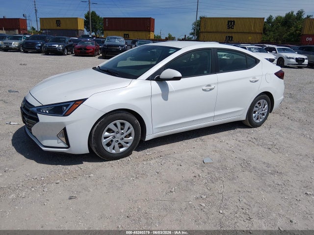 Продажа на аукционе авто 2020 Hyundai Elantra Se, vin: 5NPD74LFXLH611245, номер лота: 45280379