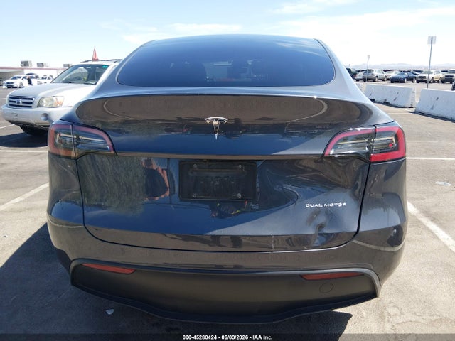2023 Tesla Model Y Awd/long Range Dual Motor All-wheel Drive მანქანა იყიდება აუქციონზე, vin: 7SAYGAEE5PF967503, აუქციონის ნომერი: 45280424