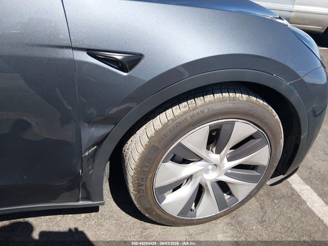 2023 Tesla Model Y Awd/long Range Dual Motor All-wheel Drive მანქანა იყიდება აუქციონზე, vin: 7SAYGAEE5PF967503, აუქციონის ნომერი: 45280424