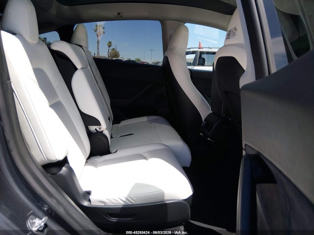 2023 Tesla Model Y Awd/long Range Dual Motor All-wheel Drive მანქანა იყიდება აუქციონზე, vin: 7SAYGAEE5PF967503, აუქციონის ნომერი: 45280424