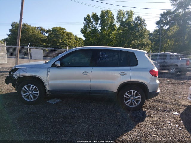 Продажа на аукционе авто 2013 Volkswagen Tiguan S, vin: WVGAV7AX2DW520922, номер лота: 45280423