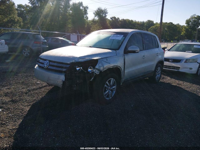 Продажа на аукционе авто 2013 Volkswagen Tiguan S, vin: WVGAV7AX2DW520922, номер лота: 45280423