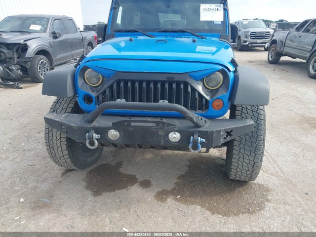 45280440 :رقم المزاد ، 1J4BA3H11BL600915 vin ، 2011 Jeep Wrangler Unlimited Sport مزاد بيع