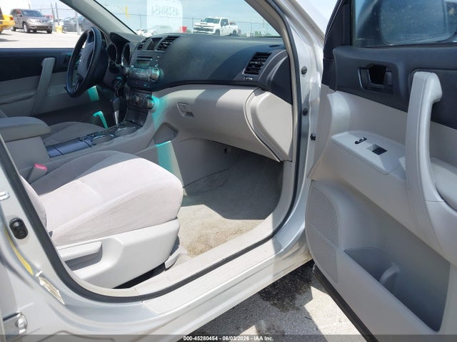 2008 Toyota Highlander მანქანა იყიდება აუქციონზე, vin: JTEDS41A282030669, აუქციონის ნომერი: 45280454