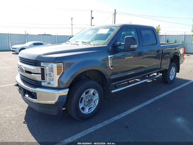 Ford F-250 Xlt 2019 1FT7W2B68KEE27281 Image 2