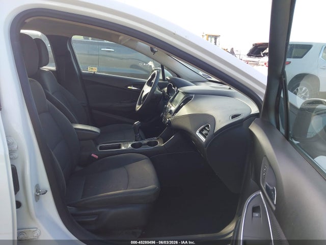 45280496 :رقم المزاد ، 3G1BE6SM1JS606388 vin ، 2018 Chevrolet Cruze Lt Auto مزاد بيع