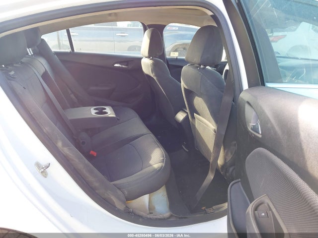 45280496 :رقم المزاد ، 3G1BE6SM1JS606388 vin ، 2018 Chevrolet Cruze Lt Auto مزاد بيع