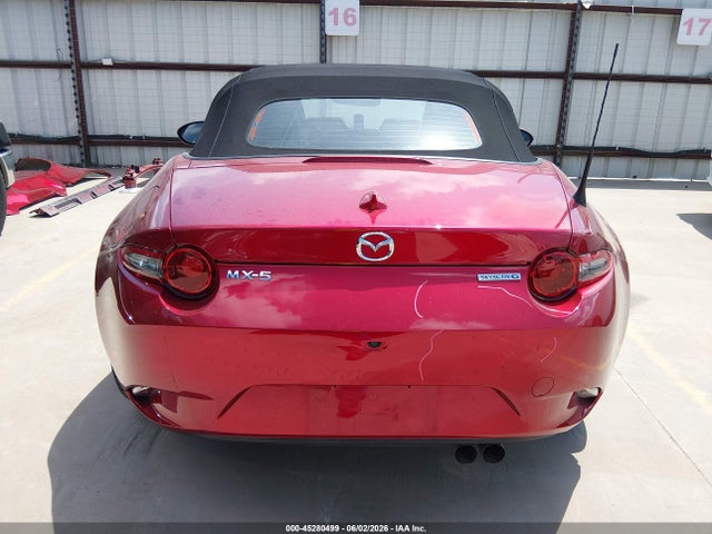 45280499 :رقم المزاد ، JM1NDAD74N0508292 vin ، 2022 Mazda Mx-5 Miata Grand Touring مزاد بيع