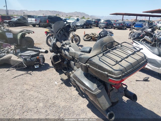 Harley-Davidson FLHTK 2022 1HD1KEF15NB672559 Image 3
