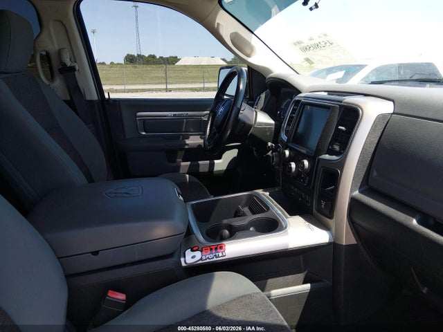 45280580 :رقم المزاد ، 1C6RR7GT1HS674414 vin ، 2017 Ram 1500 Big Horn  4x4 6'4 Box مزاد بيع
